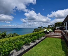 Luxury house with Clifftop Seaview