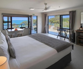 Whangaparaoa Lodge