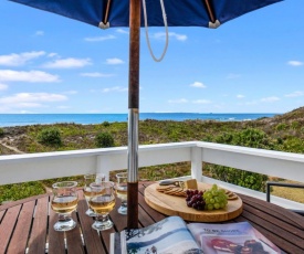 Oceanside Bach - Mount Maunganui Holiday Home