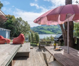 Little Hill Top Hilton - Akaroa Holiday Home