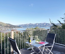 Tiro Treasure - Akaroa Holiday Home