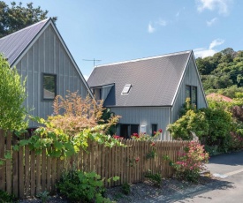 Totara Cottage - Akaroa Holiday Home