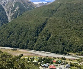 Arthurs Pass Motel & Lodge