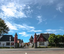 Camelot Motor Lodge