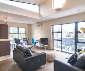 Carlton Penthouse - Christchurch Holiday Homes