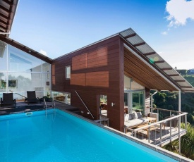 Million Dollar Getaway House - Christchurch