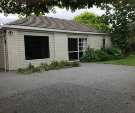 Ngapuna Cottage