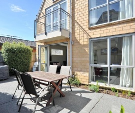 Regents Villas - Christchurch Holiday Homes