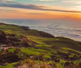 Te Hapu Coastal Cottages