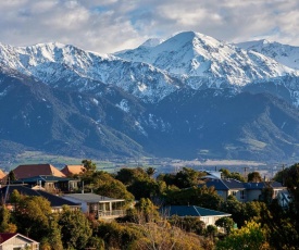 Bliss at Bayview - Kaikoura Holiday Home