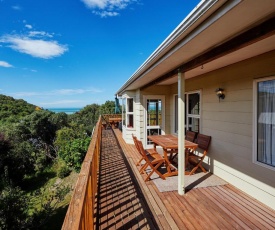 Protea House - Kaikoura Holiday Home