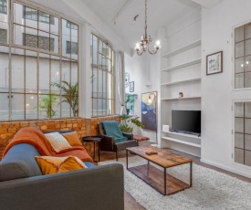 Eclectic NYC Style Apartment - Central Location!