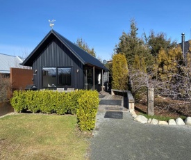 Black Beech House with Stunning Outdoor Bath