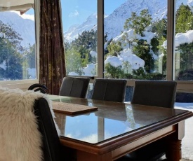 Aoraki Alpine Chalet