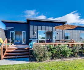 SeaRenity - Waimarama Holiday Home