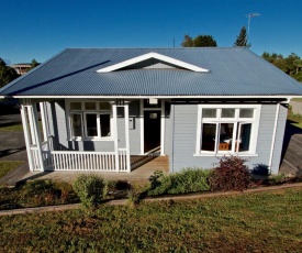 Cole Cottage - Ohakune Holiday Home