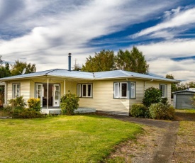 Gone Ski'Inn - Ohakune Holiday Home