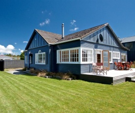 Marion Cottage - Rangataua Holiday Home