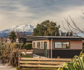 Mountain Snowhaus - Ohakune Holiday Home