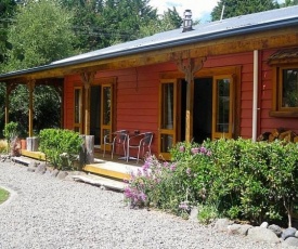 The Ski House on Miharo - Rangataua Holiday Home