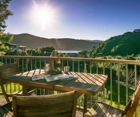 Paradise Escape - Waikawa Holiday Home