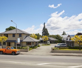 Centre Court Motel