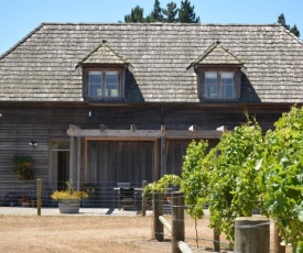 Cedar Barn at DDOG Vineyard