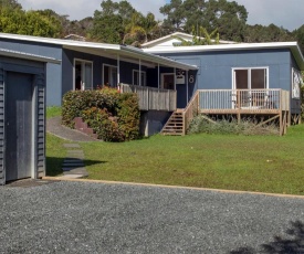 Nigel's Crib - Coopers Beach Holiday Home