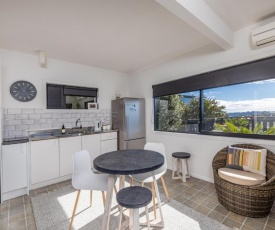 Kiwis Call At 51 - Kerikeri Downstairs Holiday Unit