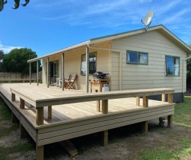 Hibiscus House - Mangawhai Heads Holiday Home