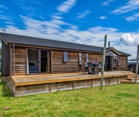 Sun Seeker's Lodge - Mangawhai Heads Holiday Home