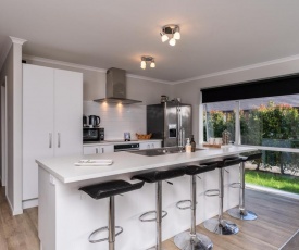 First Choice in Mangawhai - Mangawhai Holiday Home