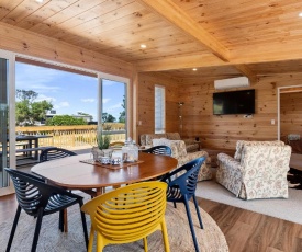 Matapouri Bayside Retreat - Matapouri Holiday Home