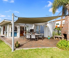 Matapouri Beach Family Haven - Matapouri Holiday Home