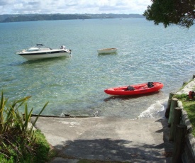 Harbourside Getaway