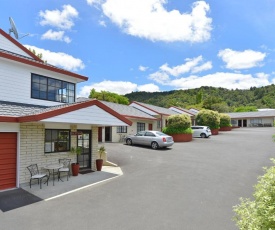 BK's Pohutukawa Lodge