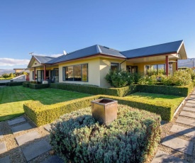 Kawarau Bay View - Cromwell Holiday Home