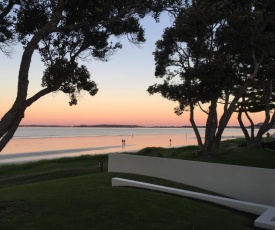 Orewa Beachfront Haven