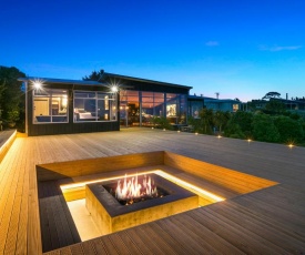 Cloud 9 Retreat - Karitane - Absolute Beachfront Holiday Home