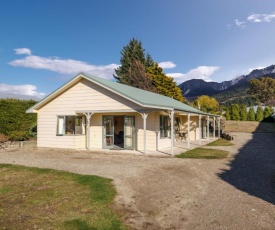 Bodkin's A Bonus - Lake Hawea Holiday Home