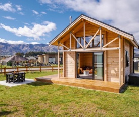 Lake Hawea Owl's Nest - Lake Hawea Holiday Home