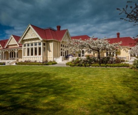 Pen-y-bryn Lodge