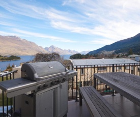 Copper Ridge Views - Queenstown Apartment