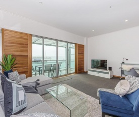 Princes Wharf - Absolute Waterfront & Great Views