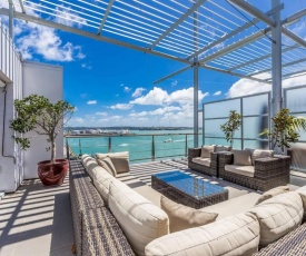 Princes Wharf - Superb Waterfront Penthouse