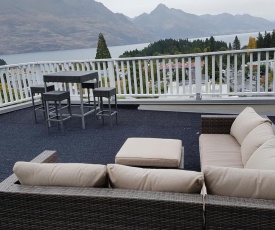 Queenstown Lakeview Lodge