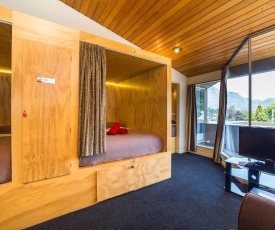 Tahuna Pod Hostel