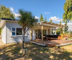 Central on Frye - Albert Town Holiday Home