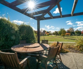 Grandview Retreat - Wanaka Holiday Home