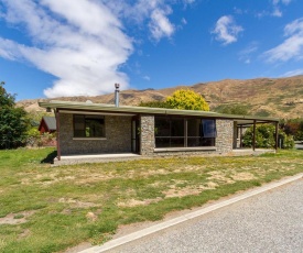 Mill House - Wanaka Holiday Home